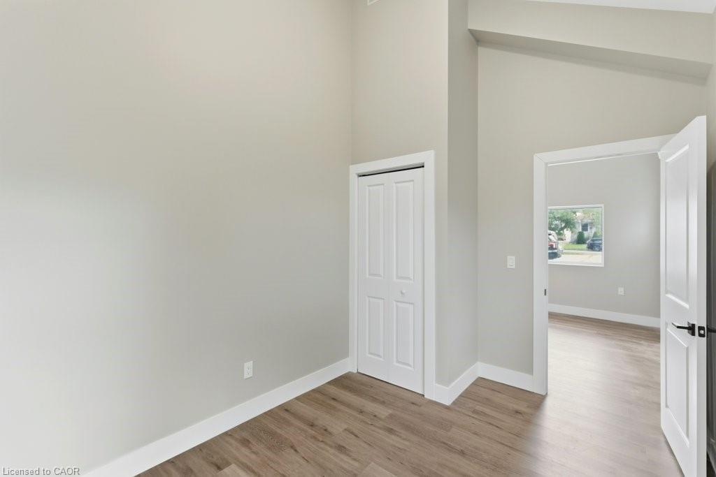 111 Mcalpine Avenue S, Welland, ON