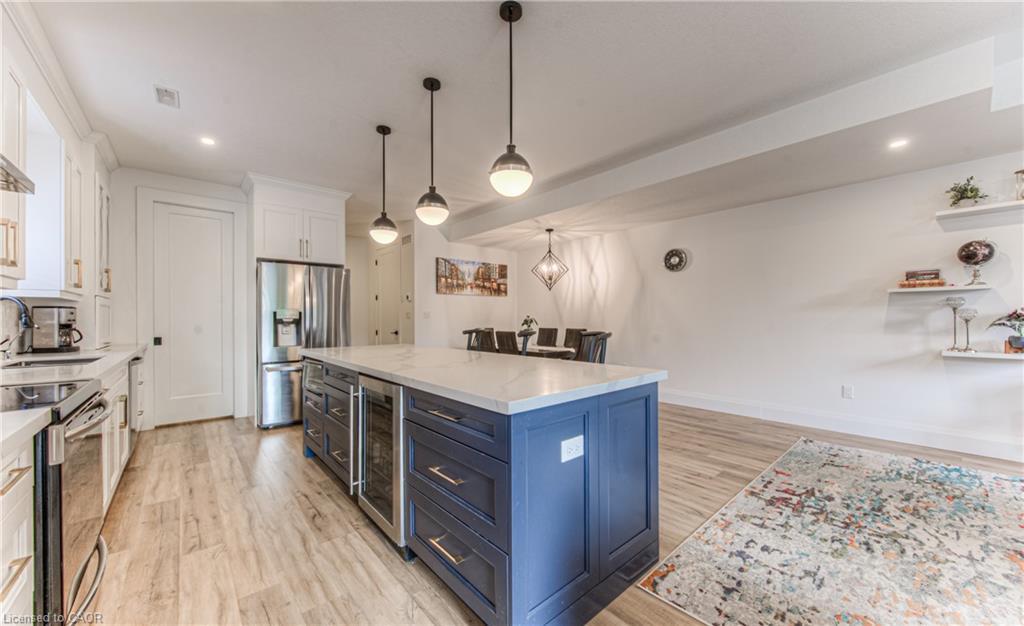 81 Fifth Avenue, Kitchener, ON - Indoor Photo Showing Kitchen With Stainless Steel Kitchen With Upgraded Kitchen