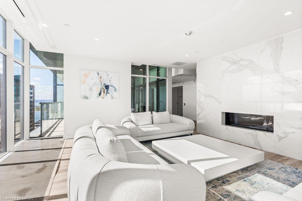 1207-370 Martha Street, Burlington, ON - Indoor With Fireplace