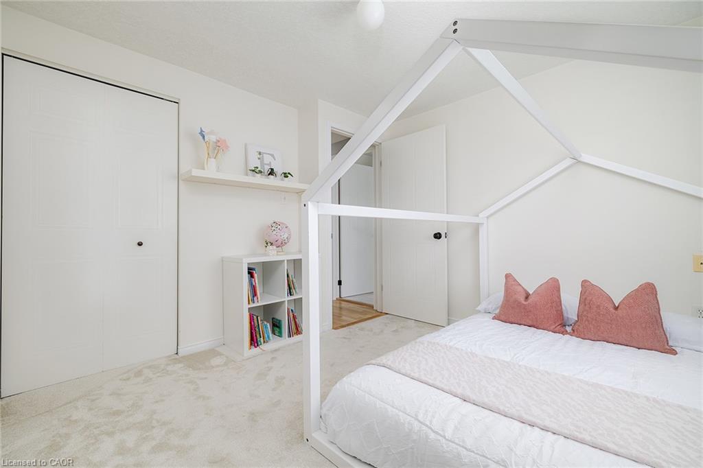 508 Brookmill Crescent, Waterloo, ON - Indoor Photo Showing Bedroom