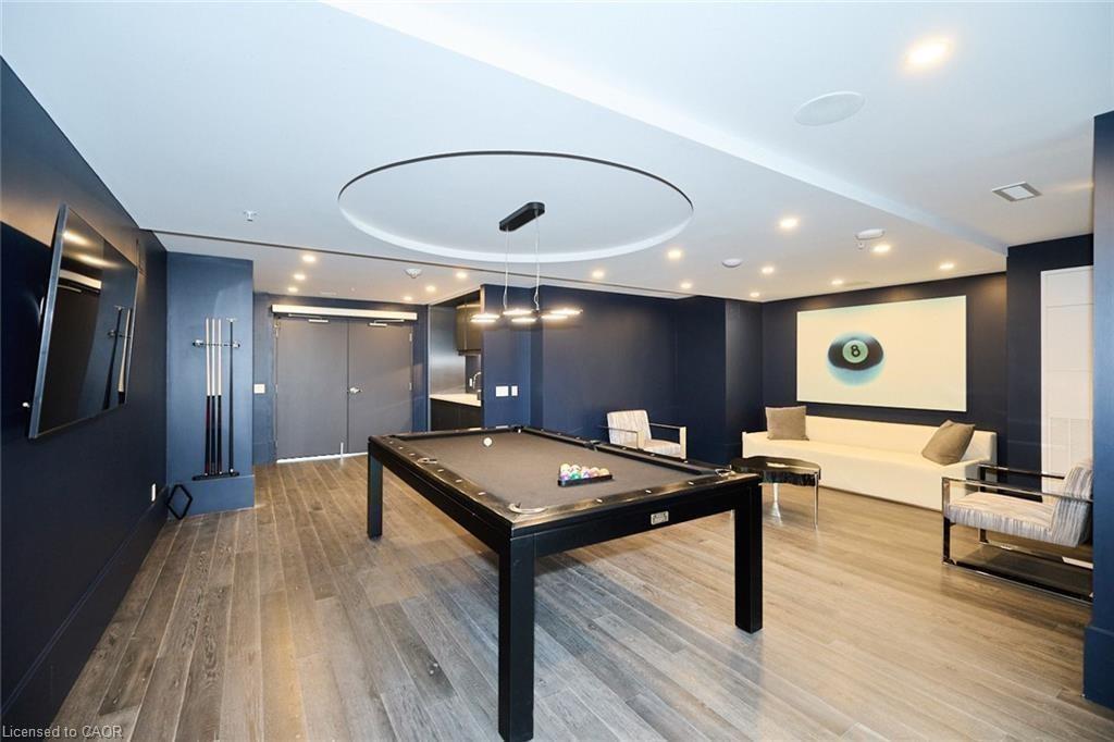 439-16 Concord Place, Grimsby, ON - Indoor Photo Showing Other Room