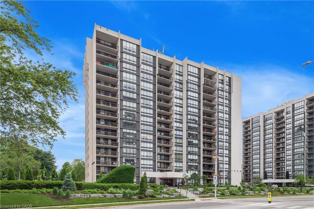 604-2185 Marine Drive, Oakville, ON - Outdoor With Balcony With Facade