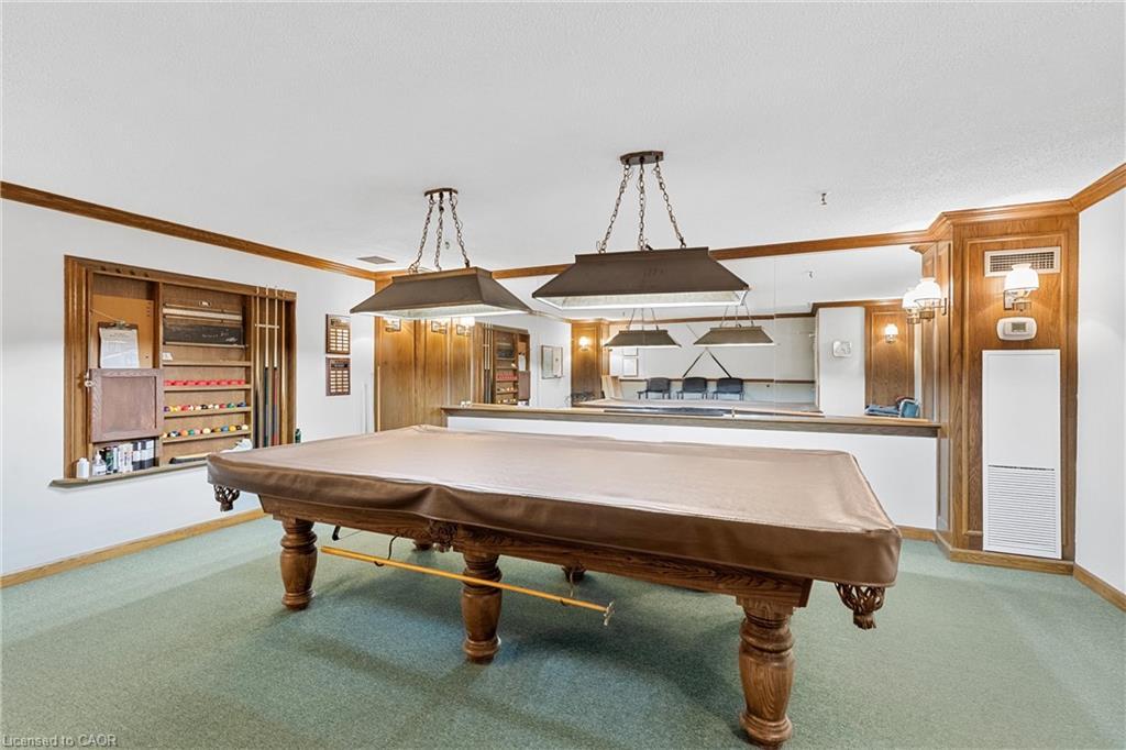 604-2185 Marine Drive, Oakville, ON - Indoor Photo Showing Other Room