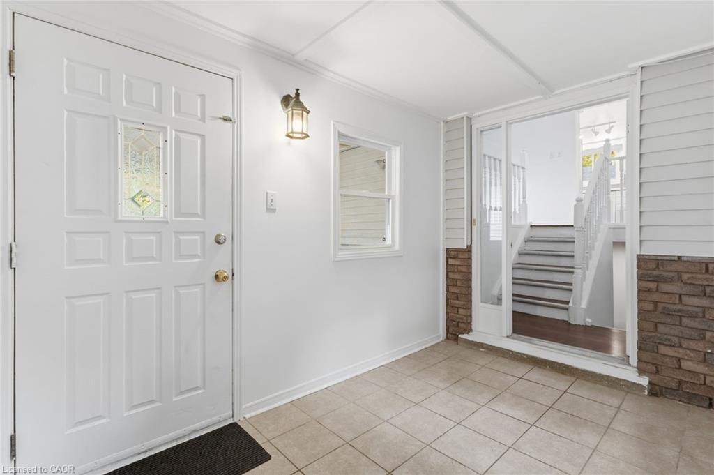 26 October Place, Brantford, ON - Indoor Photo Showing Other Room