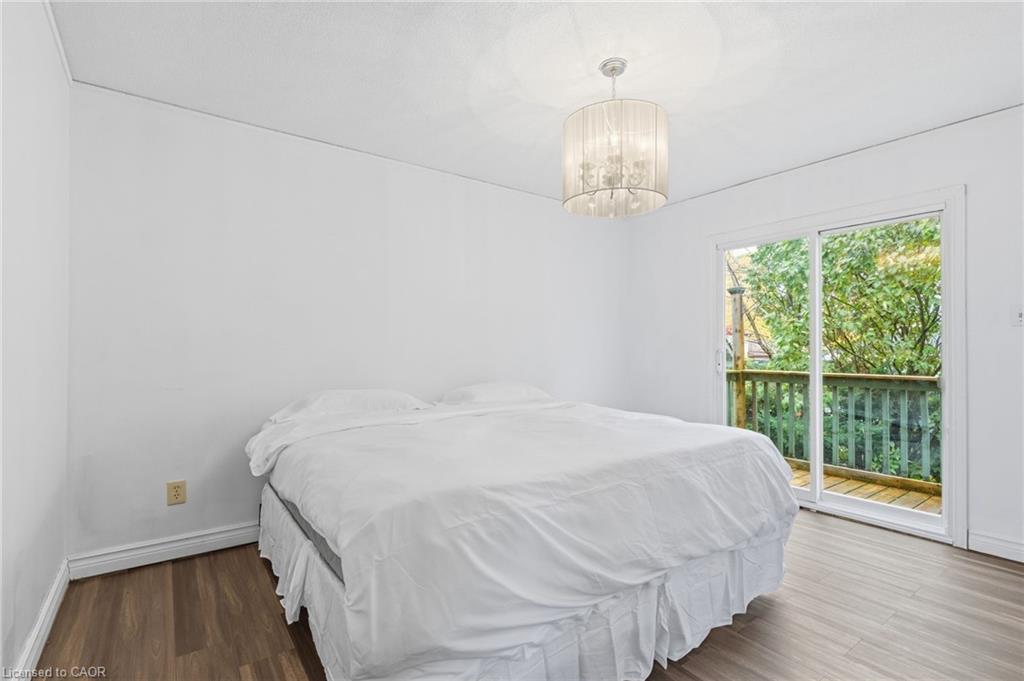 26 October Place, Brantford, ON - Indoor Photo Showing Bedroom