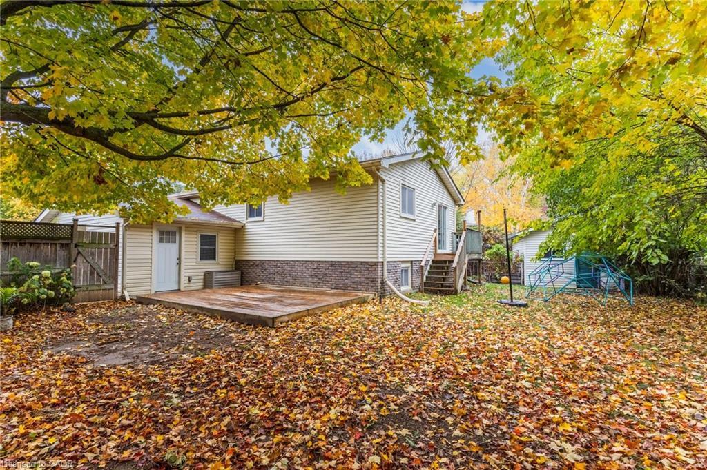 26 October Place, Brantford, ON - Outdoor