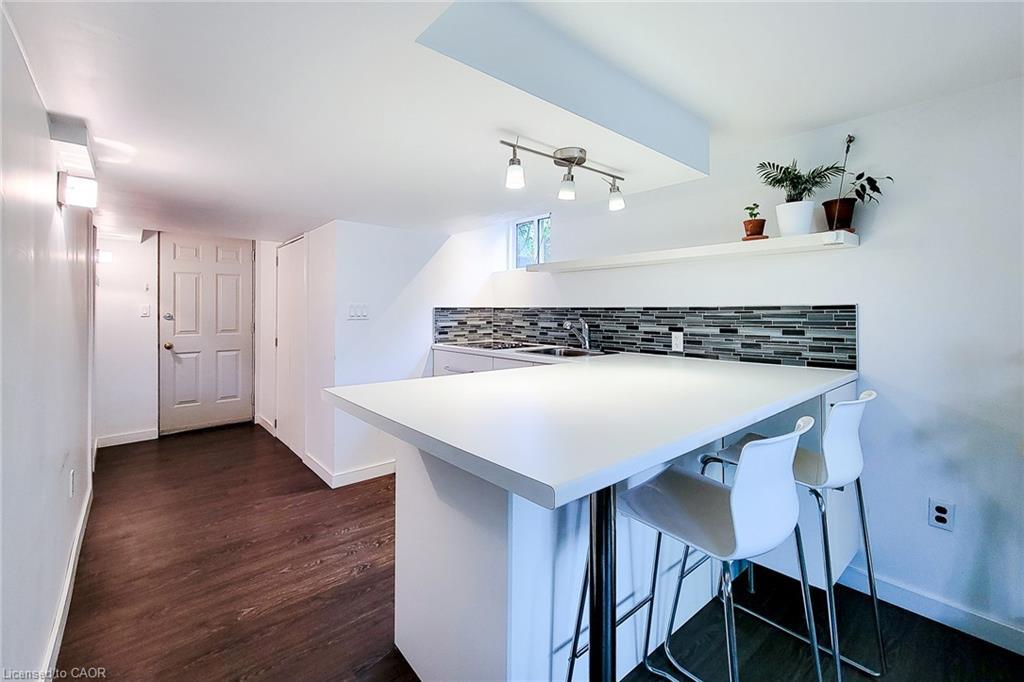 5322 Windermere Drive, Burlington, ON - Indoor