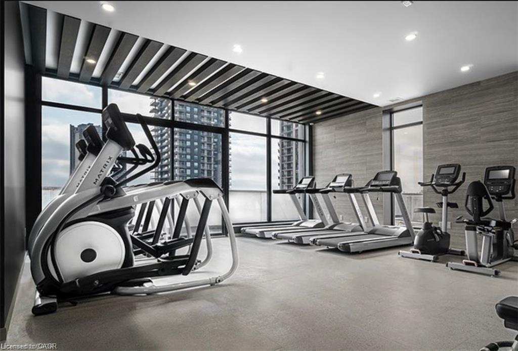 1814-181 King Street S, Waterloo, ON - Indoor Photo Showing Gym Room
