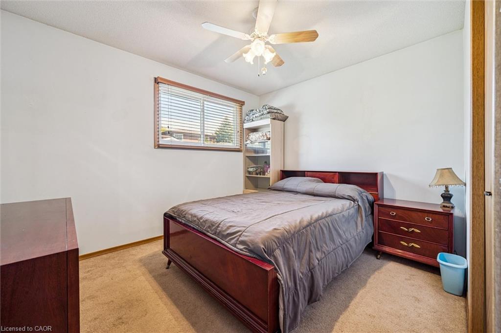 162 The Country Way, Kitchener, ON - Indoor Photo Showing Bedroom