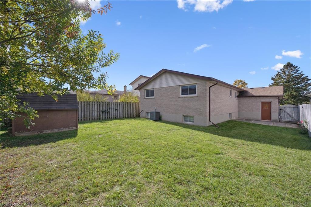 162 The Country Way, Kitchener, ON - Outdoor