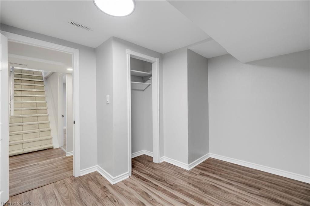 20 West 4Th Street, Hamilton, ON - Indoor Photo Showing Other Room