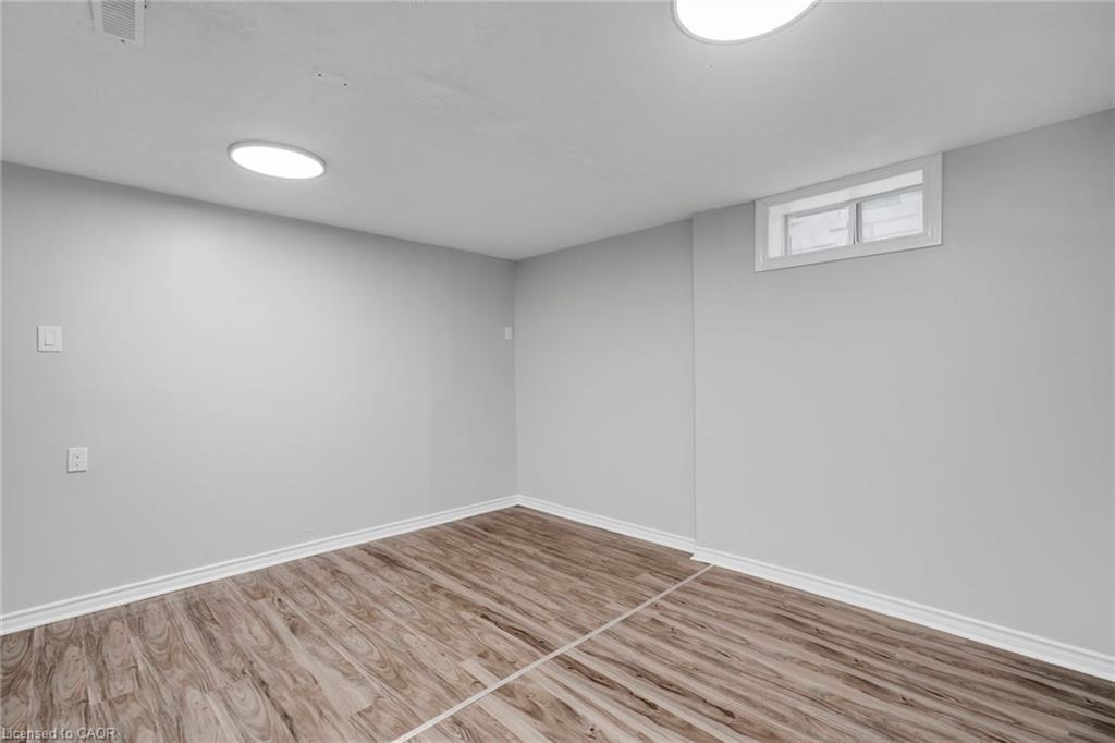 20 West 4Th Street, Hamilton, ON - Indoor Photo Showing Other Room