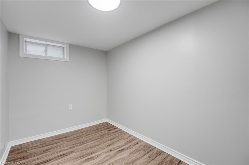 20 West 4Th Street, Hamilton, ON - Indoor Photo Showing Other Room
