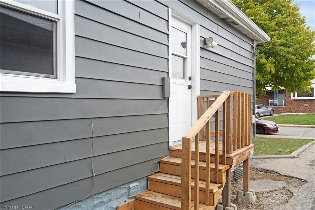 20 West 4Th Street, Hamilton, ON - Outdoor With Exterior