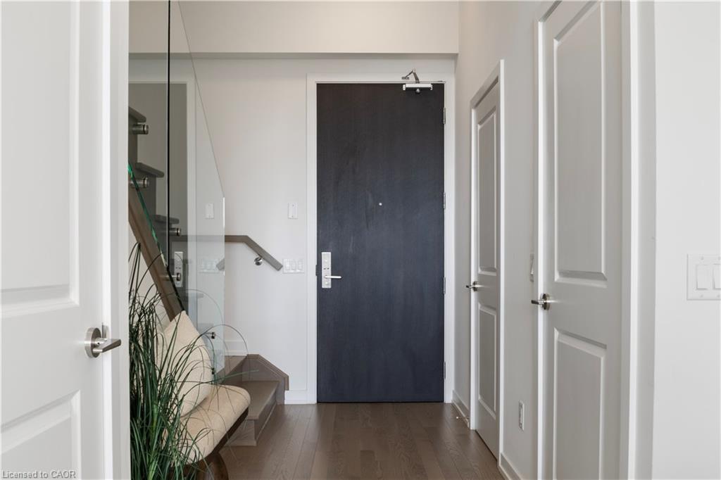 420-55 Duke Street W, Kitchener, ON - Indoor Photo Showing Other Room