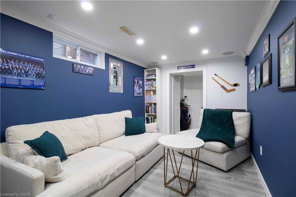 28 Glen Eden Court, Hamilton, ON - Indoor Photo Showing Basement