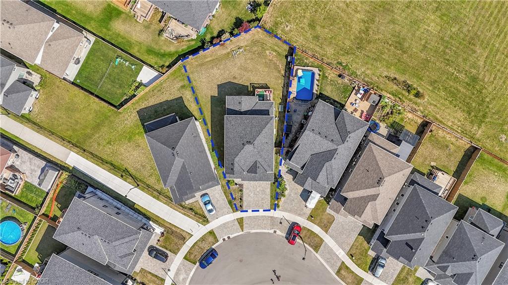 24 Sutherland Crescent, Ingersoll, ON -