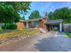 95 Silver Street Paris, ON N3L 1T8