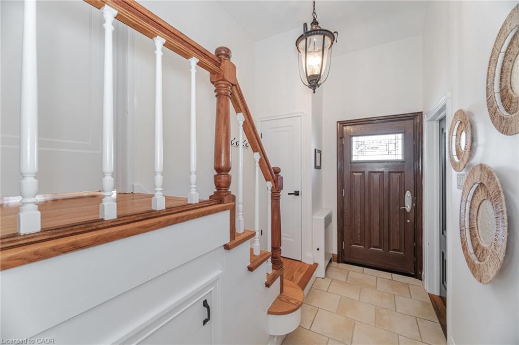 75 Emerald Crescent, Toronto, ON - Indoor Photo Showing Other Room