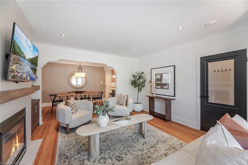 75 Emerald Crescent, Toronto, ON - Indoor Photo Showing Living Room With Fireplace