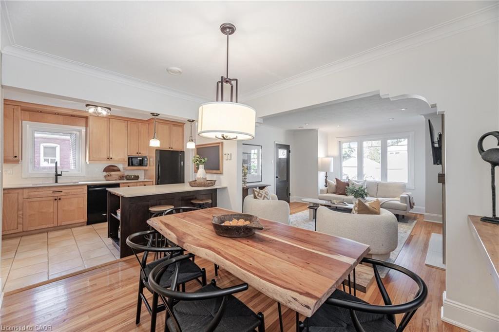 75 Emerald Crescent, Toronto, ON - Indoor