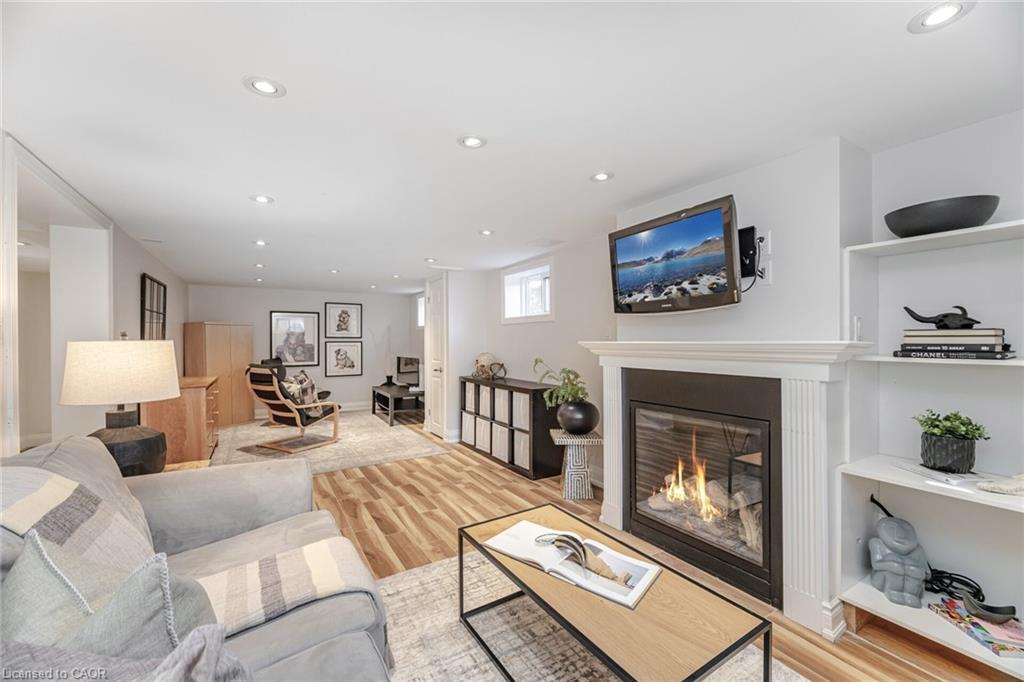 75 Emerald Crescent, Toronto, ON - Indoor Photo Showing Living Room With Fireplace