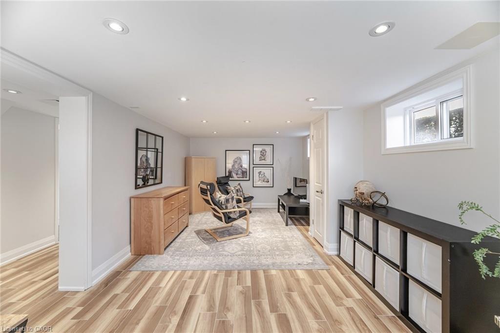 75 Emerald Crescent, Toronto, ON - Indoor Photo Showing Other Room