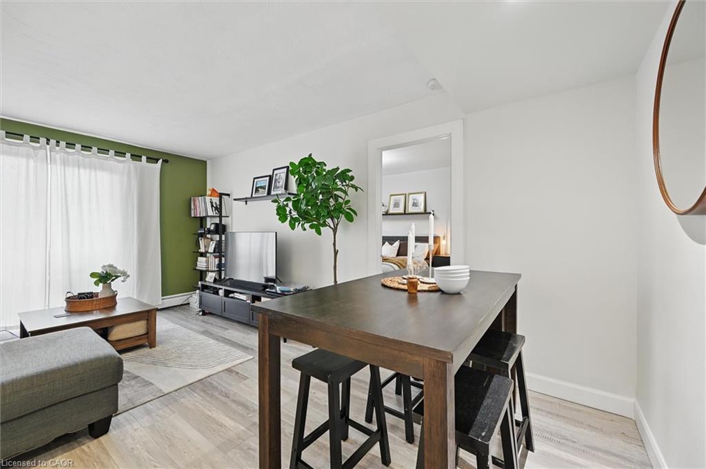 43-2373 King Street E, Hamilton, ON - Indoor