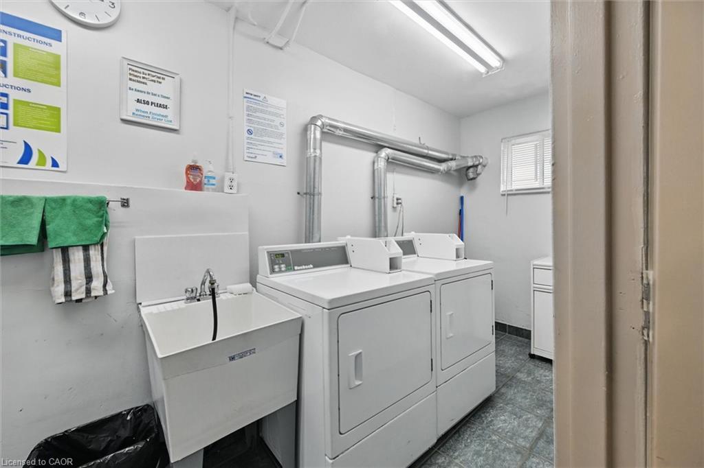 43-2373 King Street E, Hamilton, ON - Indoor Photo Showing Laundry Room