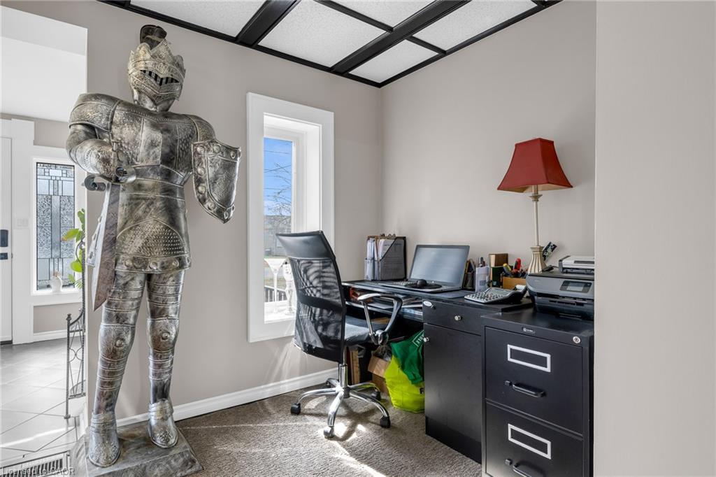 33 Rosedale Avenue, St. Catharines, ON - Indoor Photo Showing Office