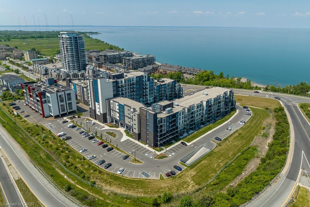 118-16 Concord Place, Grimsby, ON - Outdoor With Body Of Water With View
