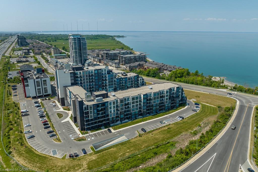 118-16 Concord Place, Grimsby, ON - Outdoor With Body Of Water With View