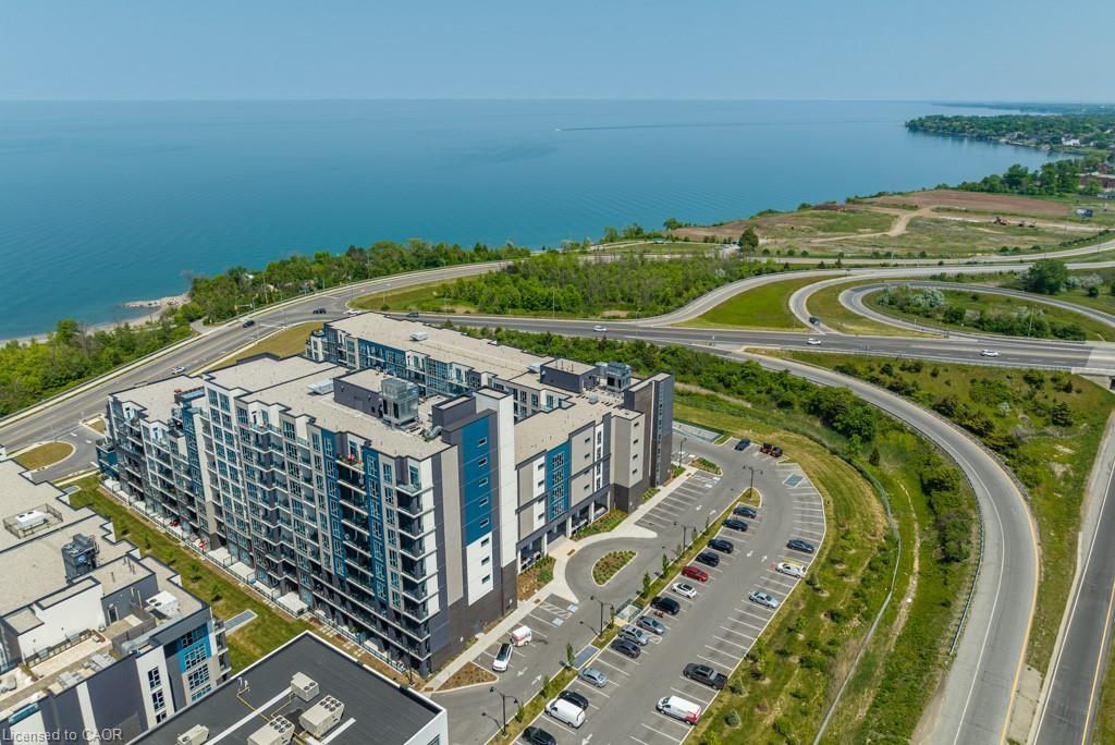 118-16 Concord Place, Grimsby, ON - Outdoor With Body Of Water With View