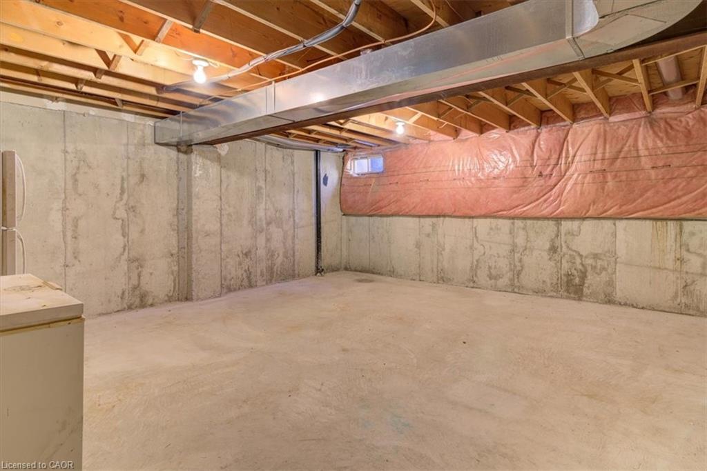 2-42 Donly Drive S, Simcoe, ON - Indoor Photo Showing Basement