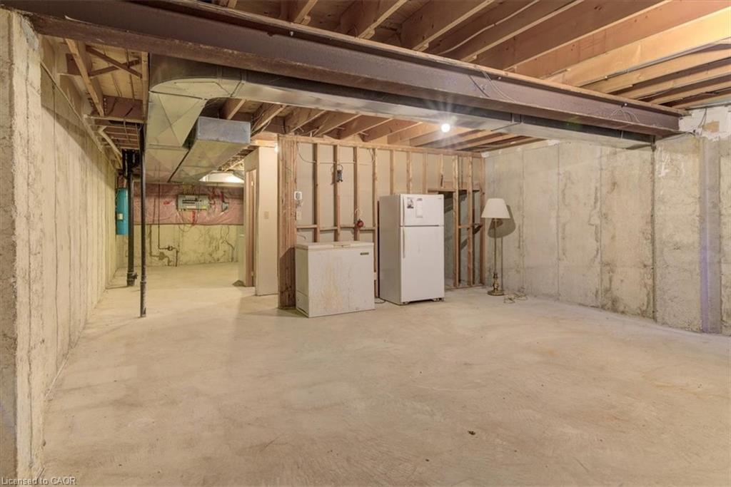 2-42 Donly Drive S, Simcoe, ON - Indoor Photo Showing Basement