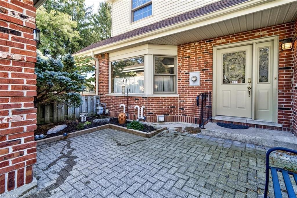 2-42 Donly Drive S, Simcoe, ON - Outdoor
