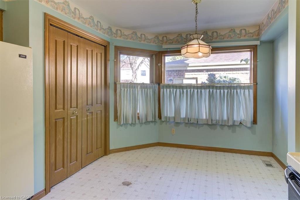 2-42 Donly Drive S, Simcoe, ON - Indoor Photo Showing Other Room