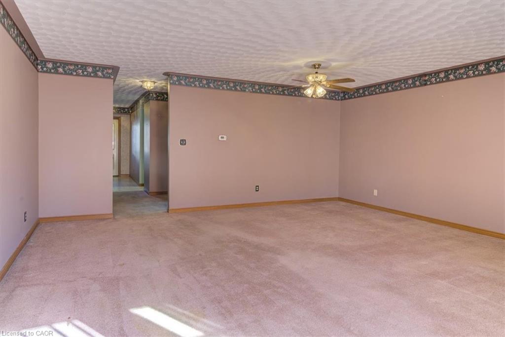 2-42 Donly Drive S, Simcoe, ON - Indoor Photo Showing Other Room