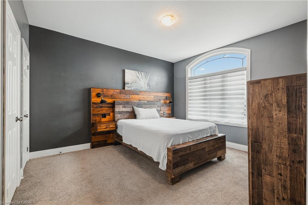 346 Moorlands Crescent, Kitchener, ON - Indoor Photo Showing Bedroom