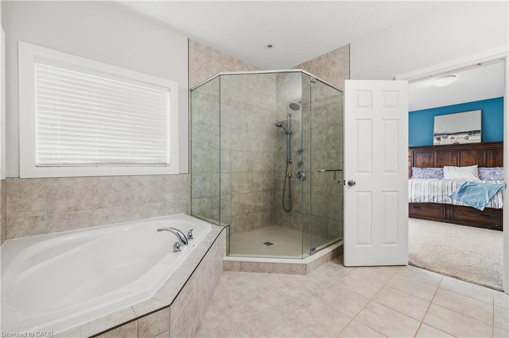 346 Moorlands Crescent, Kitchener, ON - Indoor Photo Showing Bathroom