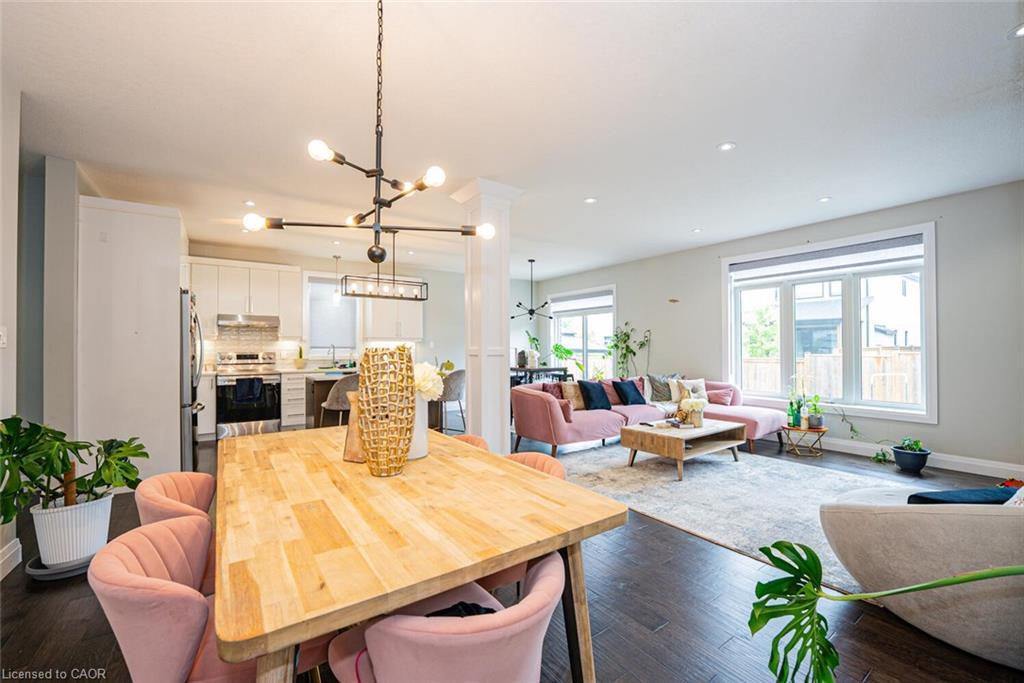 2382 Wickerson Road, London, ON - Indoor