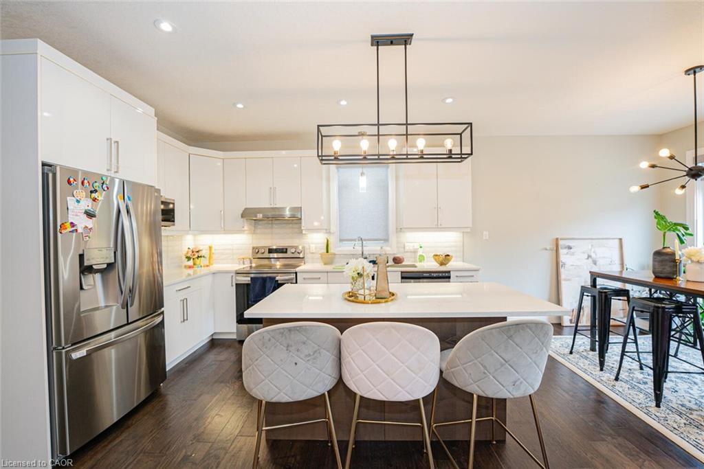 2382 Wickerson Road, London, ON - Indoor