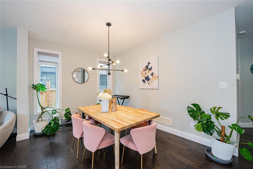 2382 Wickerson Road, London, ON - Indoor Photo Showing Dining Room