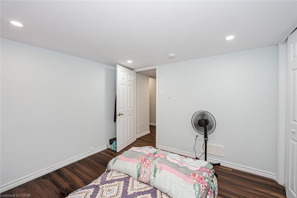 2382 Wickerson Road, London, ON - Indoor Photo Showing Bedroom