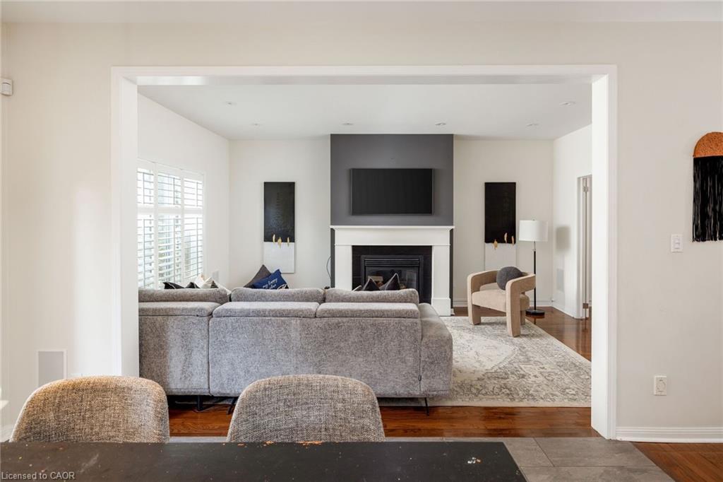 2202 Brookhaven Crescent, Oakville, ON - Indoor Photo Showing Living Room With Fireplace