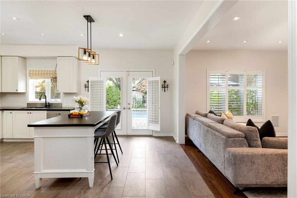 2202 Brookhaven Crescent, Oakville, ON - Indoor