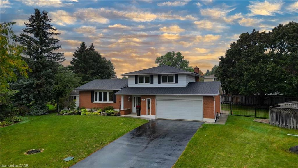 298 Creighton Court, Waterloo, ON - Outdoor With Facade