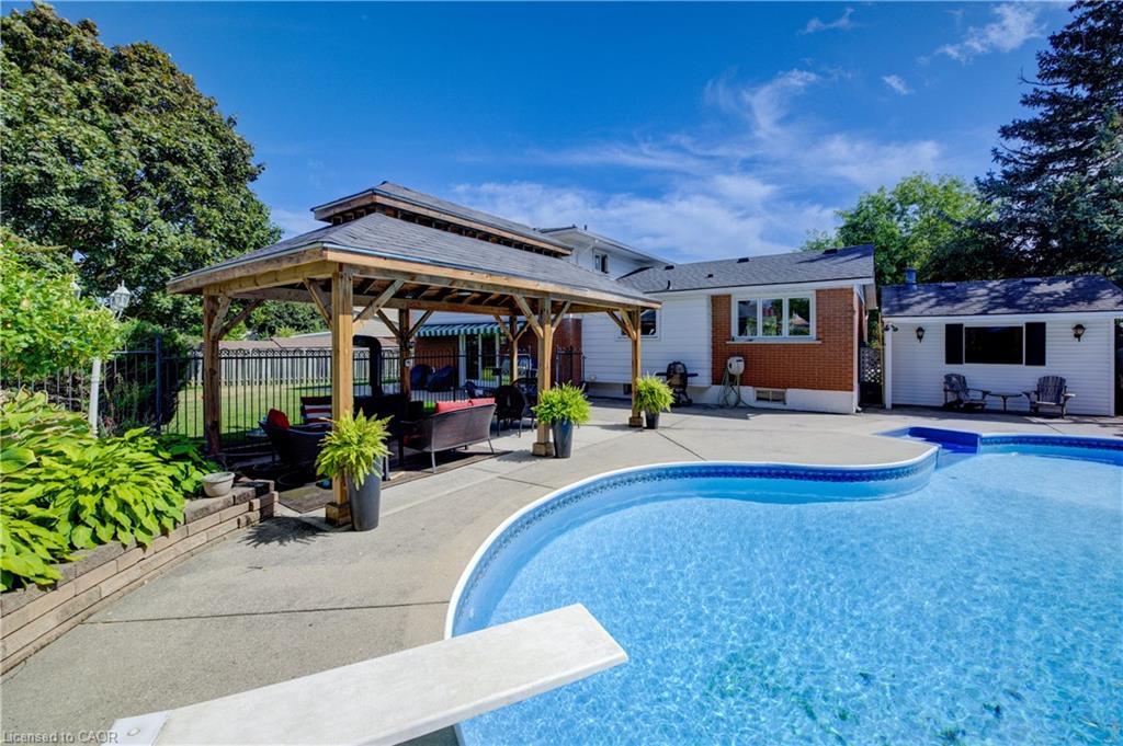 298 Creighton Court, Waterloo, ON - Outdoor With In Ground Pool With Deck Patio Veranda With Backyard