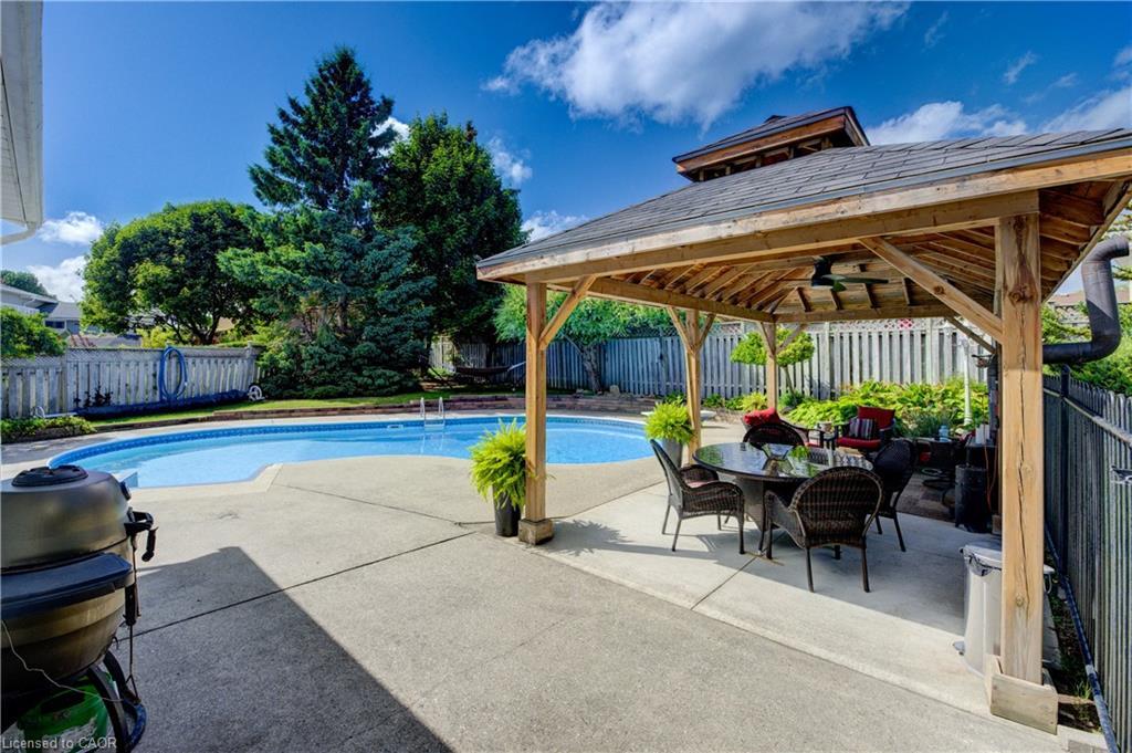 298 Creighton Court, Waterloo, ON - Outdoor With In Ground Pool With Deck Patio Veranda With Backyard