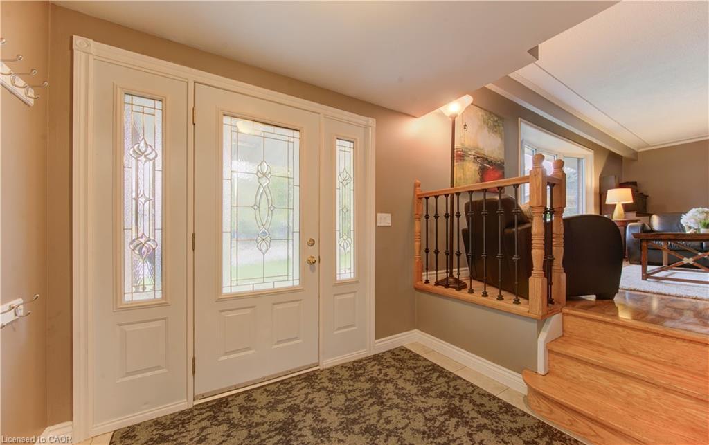 298 Creighton Court, Waterloo, ON - Indoor Photo Showing Other Room